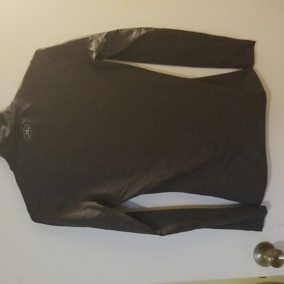 Under Armour Grey Cool Gear Shirt - Picture 4 of 5